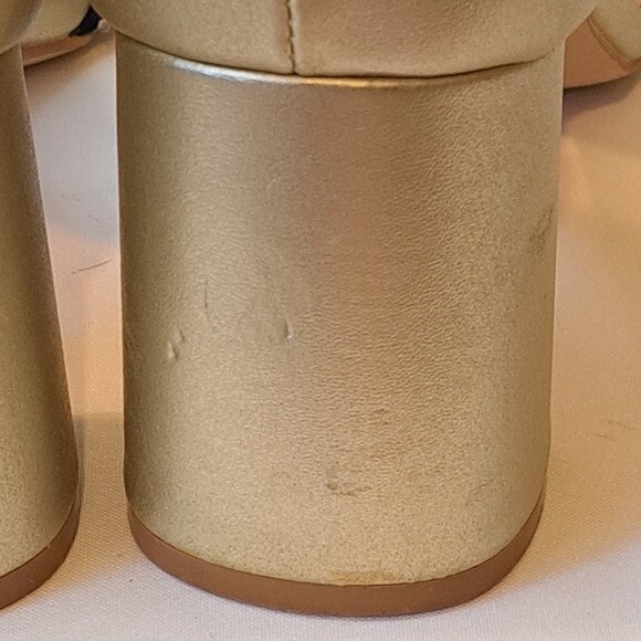 BCBGENERATION TELILA ANKLE STRAP SANDAL IN GOLD SIZE 8.5M - Picture 14 of 16